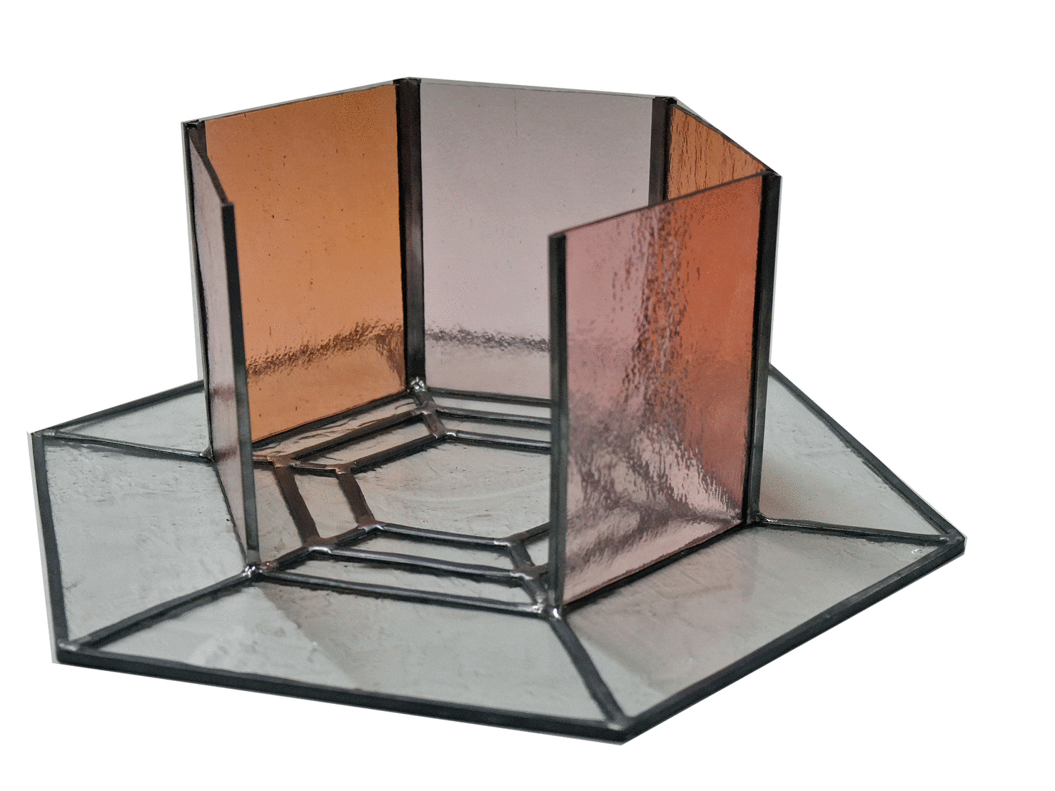Mathilde du Mesnildot | Peinture & Vitrail | Mues Lanternes de Mues - sculpture vitrail par Mathilde du Mesnildot et Monika Mojduszka
