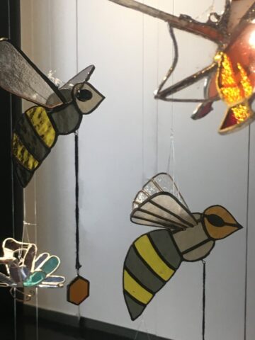 Oeuvre collective vitrail contemporain Toulouse Occitanie
